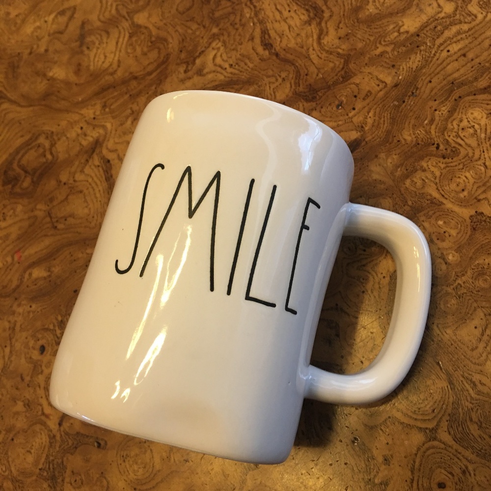 Rae Dunn Mug "Smile"